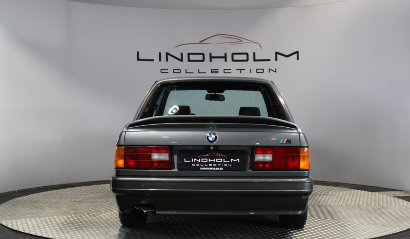 BMW 3-serie E30 320 i M-Technic full
