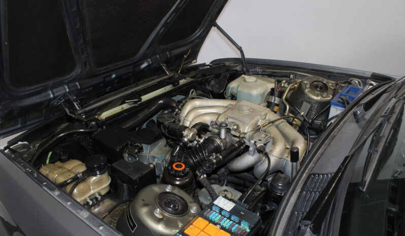 BMW 3-serie E30 320 i M-Technic full