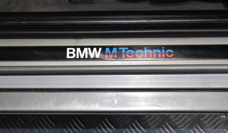 BMW 3-serie E30 320 i M-Technic full