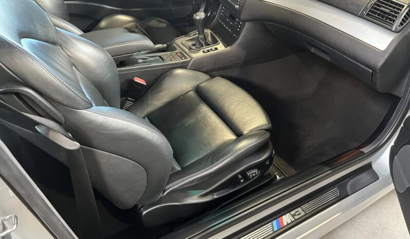 BMW 3-serie E46 M3 Coupe (top stand) full