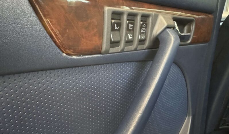 Mercedes-Benz S-Klasse (W126) 560 SEL full