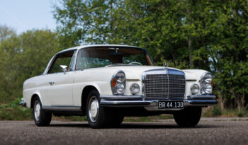 Mercedes-Benz 220-280 (W111) SE Coupe 3,5 V8 full