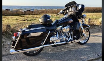 Harley Davidson FLHTI Electra Glide full