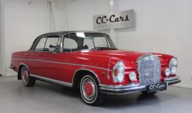 Mercedes-Benz 220-280 (W111) 250 SE