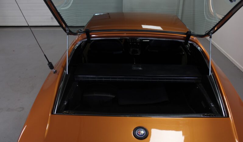 Alfa Romeo Montreal 2.6 full