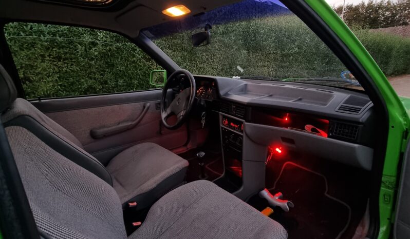 Opel Kadett 1.3S full