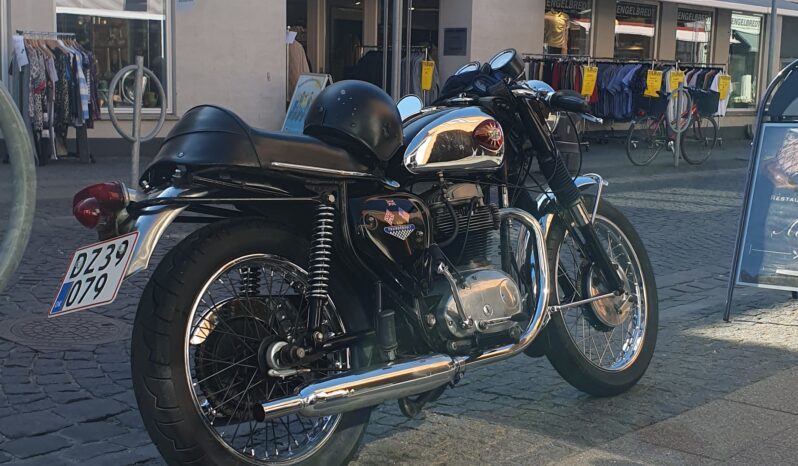 BSA A65 Thunderbolt 650 full