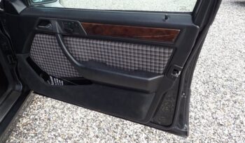 Mercedes-Benz E-Klasse (W124) 500E V8 full