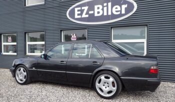 Mercedes-Benz E-Klasse (W124) 500E V8 full