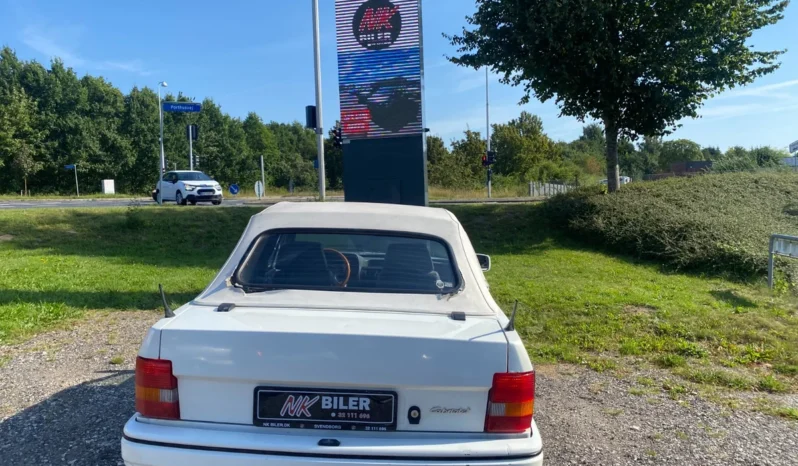 Ford Escort Ford Escort 1,6 XR3i Cabriolet 2d full