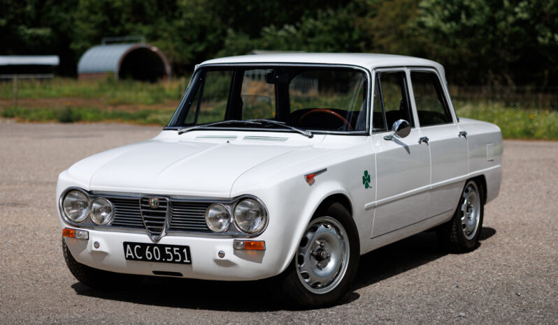 Alfa Romeo Giulia TI Super Recreazione full
