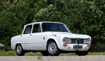 Alfa Romeo Giulia TI Super Recreazione full