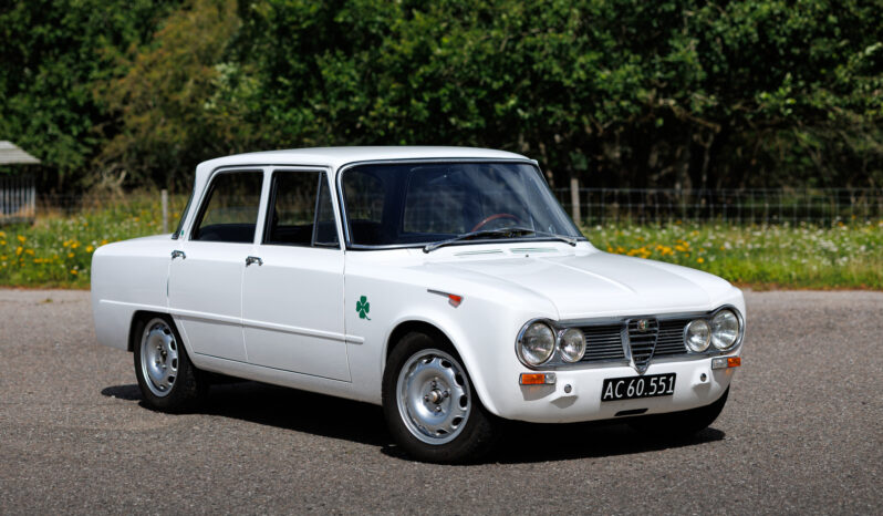 Alfa Romeo Giulia TI Super Recreazione full