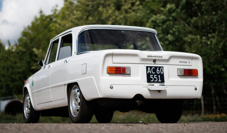 Alfa Romeo Giulia TI Super Recreazione full