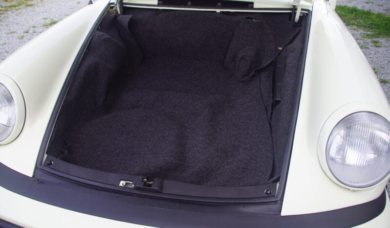Porsche 911 3,0 SC Coupe full