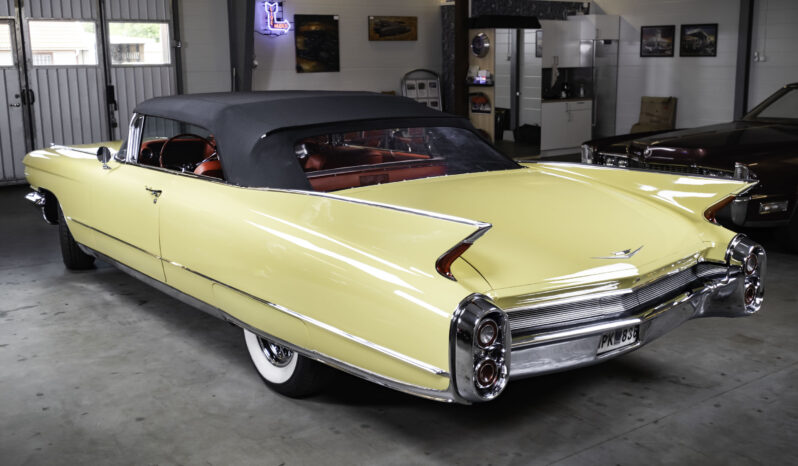 Cadillac Coupé DeVille cabriolet full