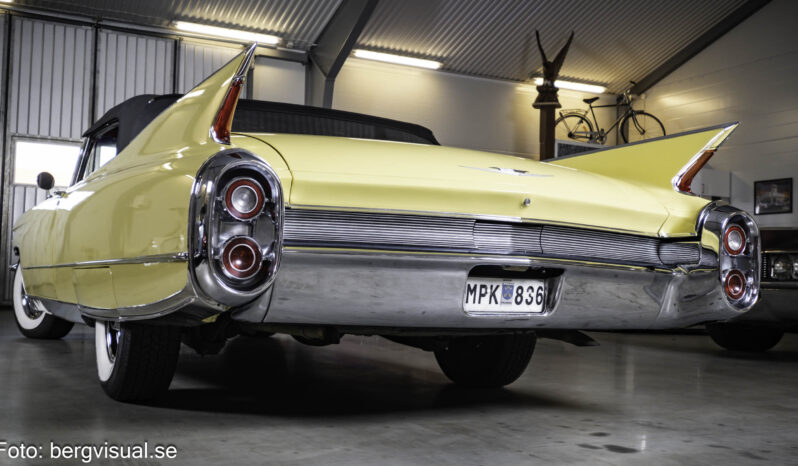 Cadillac Coupé DeVille cabriolet full