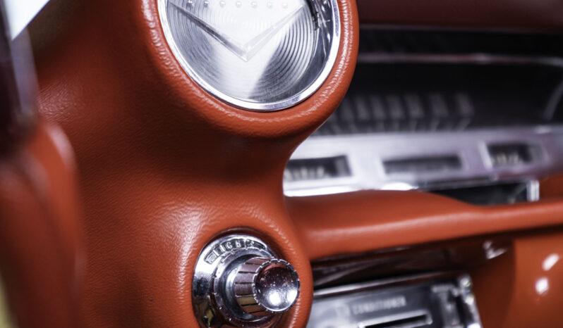 Cadillac Coupé DeVille cabriolet full