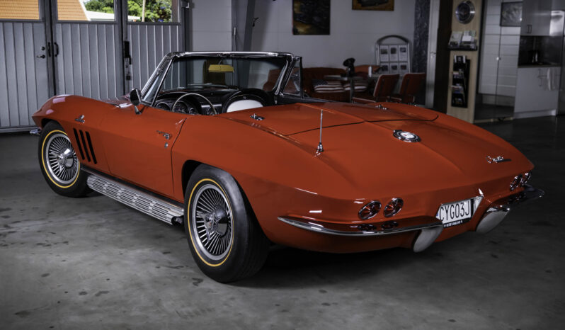 Chevrolet Corvette Sting Ray full