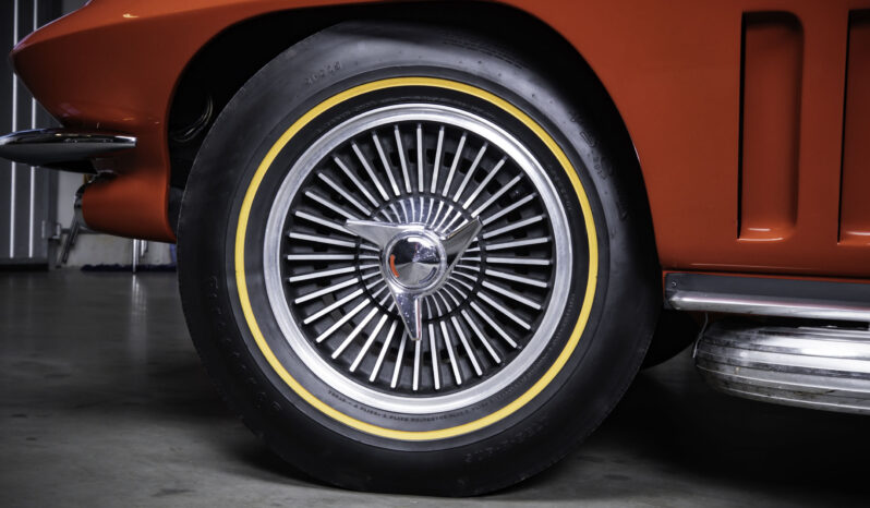 Chevrolet Corvette Sting Ray full