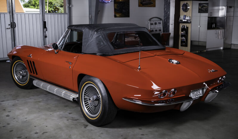 Chevrolet Corvette Sting Ray full