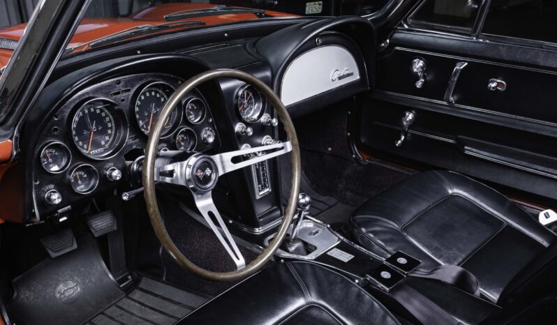 Chevrolet Corvette Sting Ray full