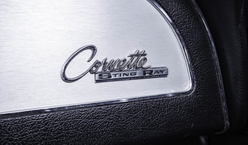 Chevrolet Corvette Sting Ray full