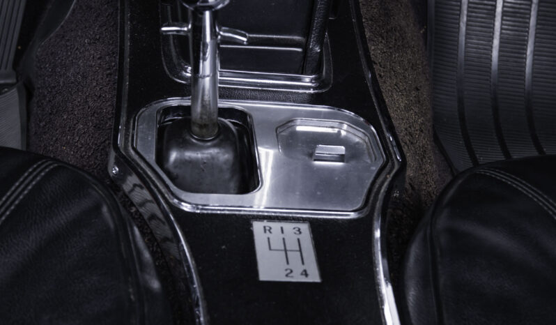 Chevrolet Corvette Sting Ray full