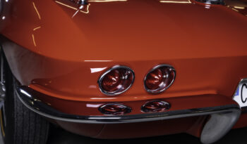 Chevrolet Corvette Sting Ray full