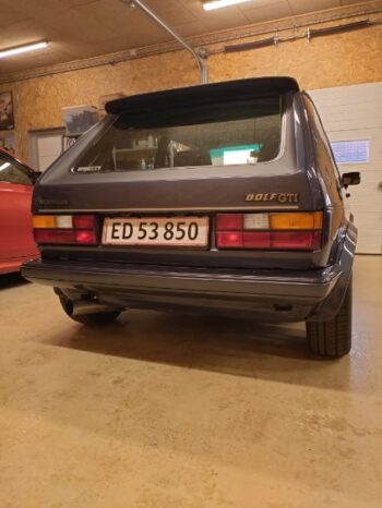 VW Golf 1,8 GTi Pirelli full