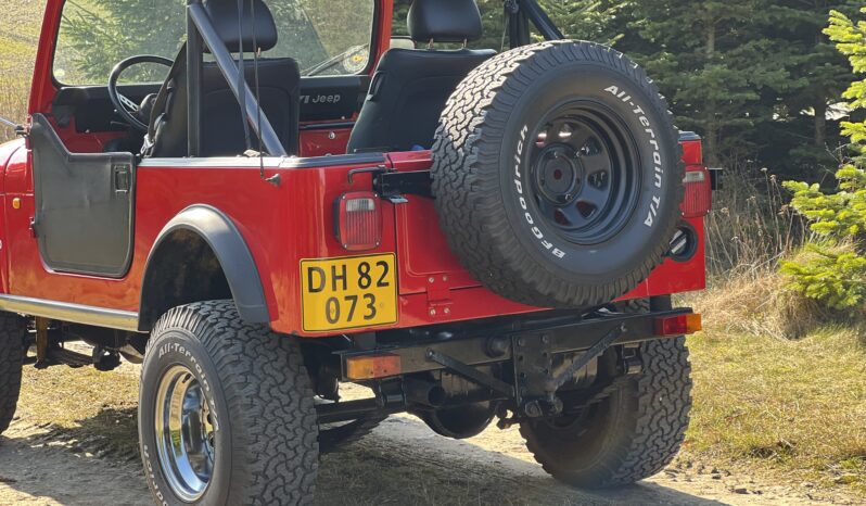 Jeep CJ-7 Renegade V8 4×4 full