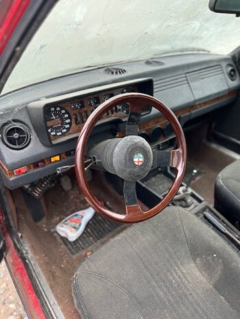 Alfa Romeo Alfetta 2,0 injektion full