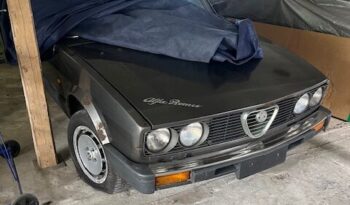 Alfa Romeo Alfetta 2,0 injektion full