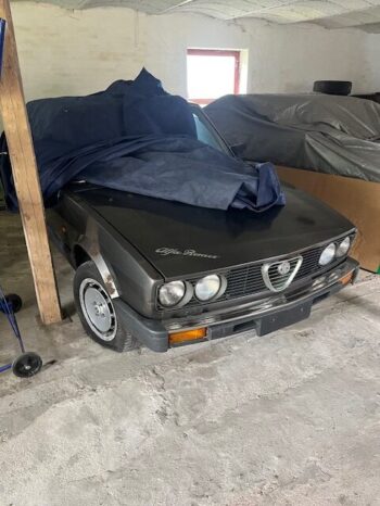 Alfa Romeo Alfetta 2,0 injektion full