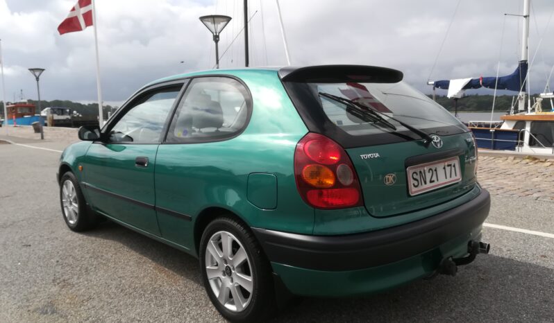 Toyota Corolla 1,3 hatchback full