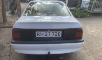 Opel Vectra A 1.8i GL full