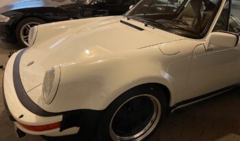 Porsche 911 930 Turbo Coupe full