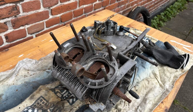 Suzuki GT500 full