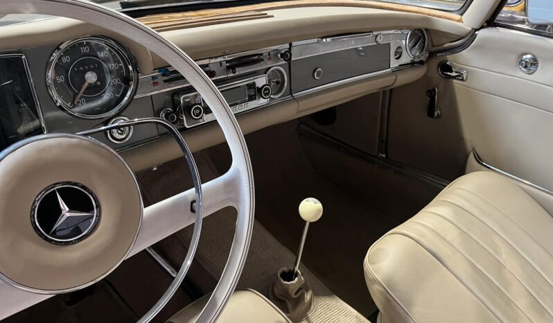 Mercedes-Benz SL-Klasse (R107) 230 SL 2,3 Pagode aut. full