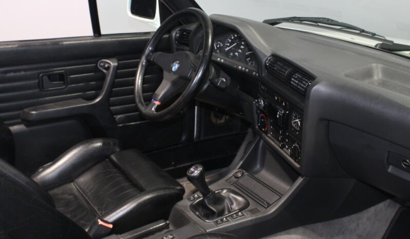 BMW 3-serie E30 325 i Cab full