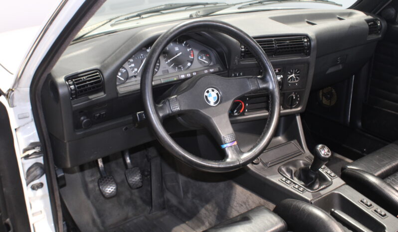 BMW 3-serie E30 325 i Cab full