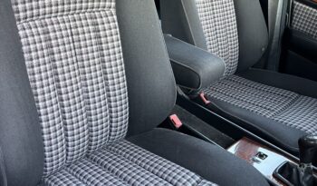 Mercedes-Benz E-Klasse (W124) 260 full