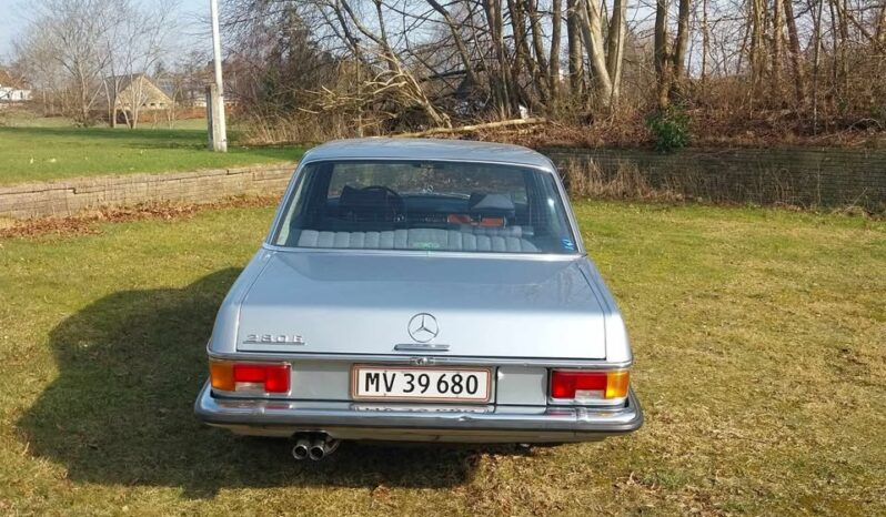 Mercedes-Benz 250-280 CE (W114) 280 E full