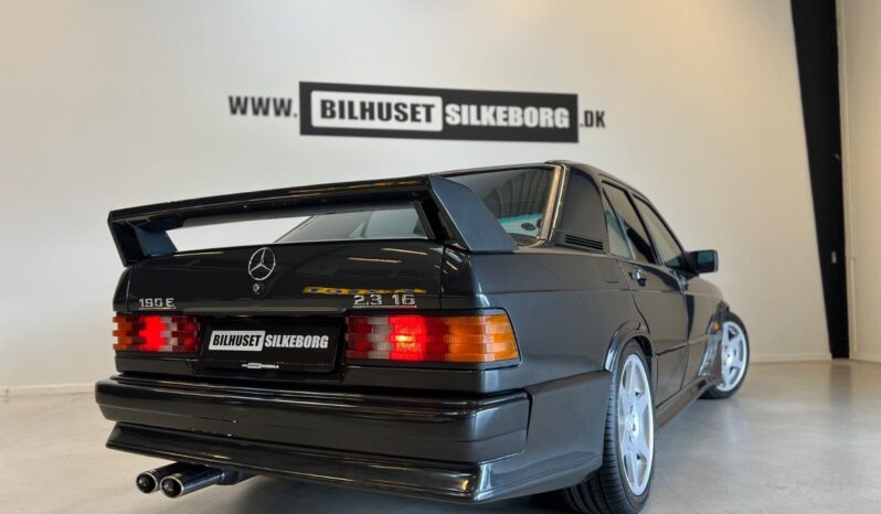 Mercedes-Benz 190 (W201) E 2,3 4d full