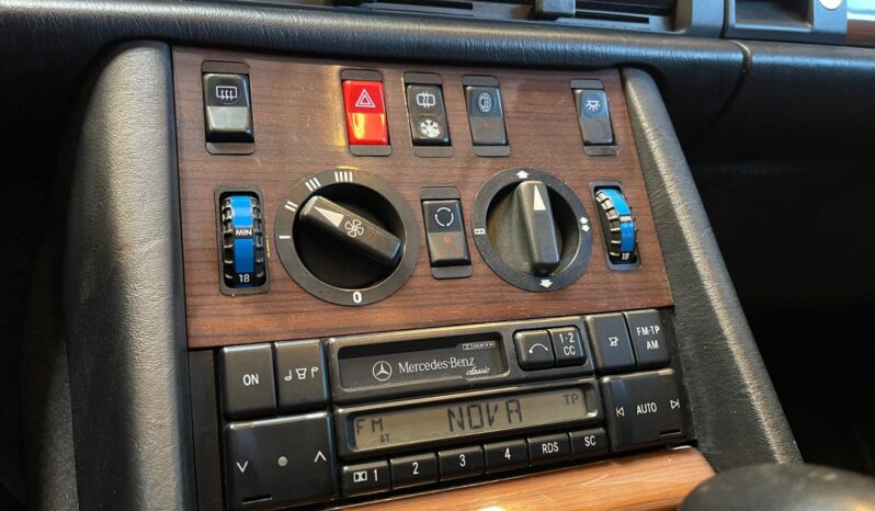 Mercedes-Benz S-Klasse (W126) 500 SE 5,0 4d full