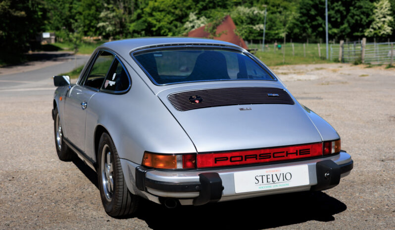 Porsche 911 Coupe 2,7 full