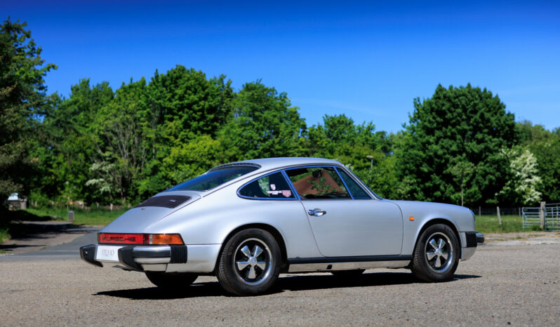 Porsche 911 Coupe 2,7 full