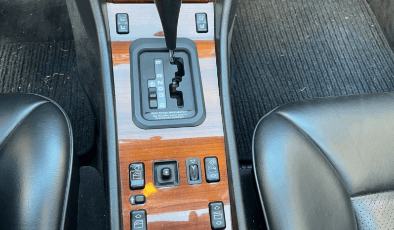 Mercedes-Benz E-Klasse (W124) C300 CE 3,0 full