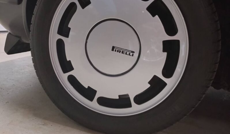 VW Golf 1,8 GTi Pirelli full