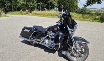 Harley Davidson FLHTI Electra Glide full